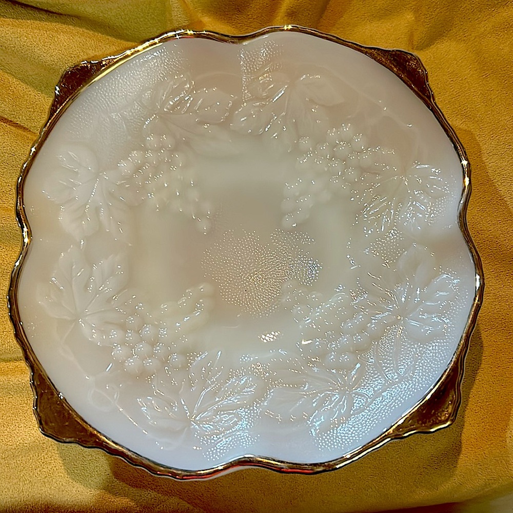 Vintage Milkglass Bowl Goldtone Accent Grape Design Anchor Hocking